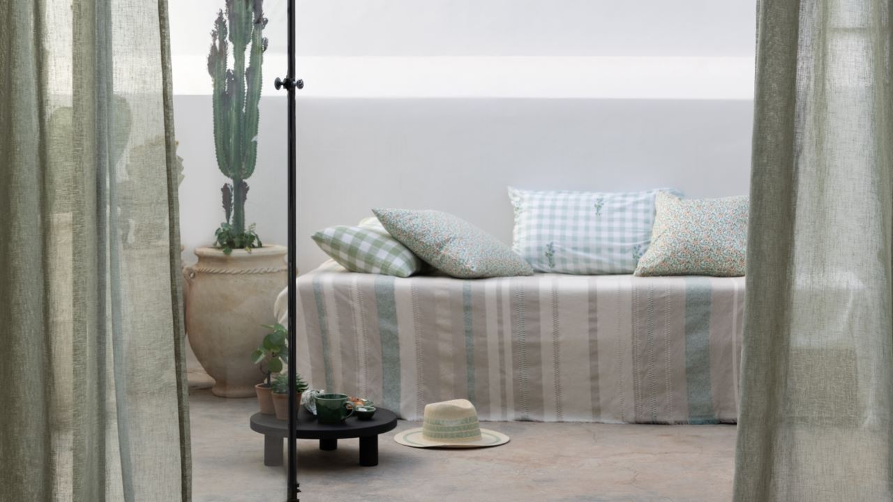 Sisustusmallisto Flourish