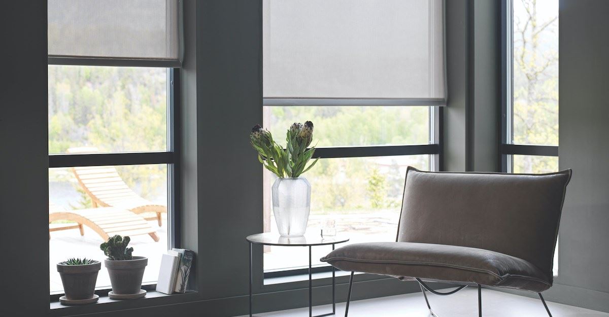 Aurinko- ja näkösuojat olohuoneeseen