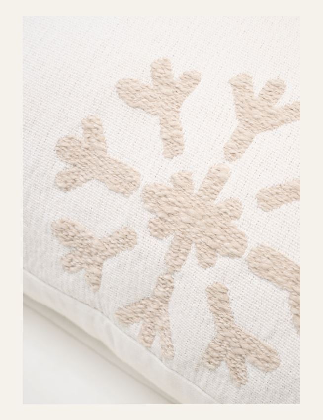Koristetyynynpäällinen luonnonvalkoinen - 2