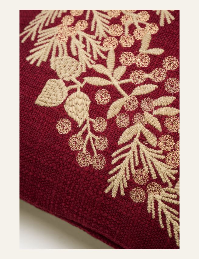 Koristetyynynpäällinen tummanpunainen - 2