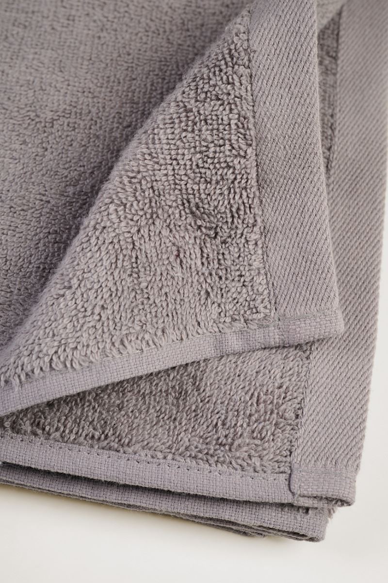 Pyyhe harmaa - 3