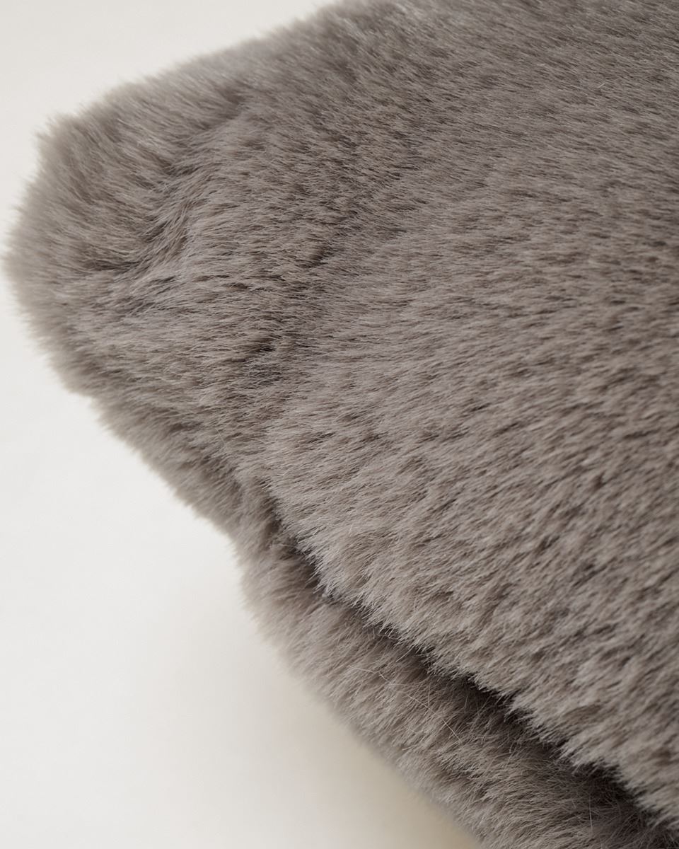 Koristetyynynpäällinen harmaanruskea - 2