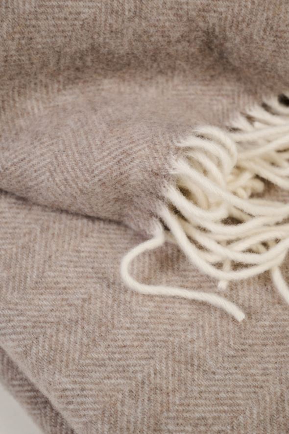 Malin villahuopa vaaleanruskea