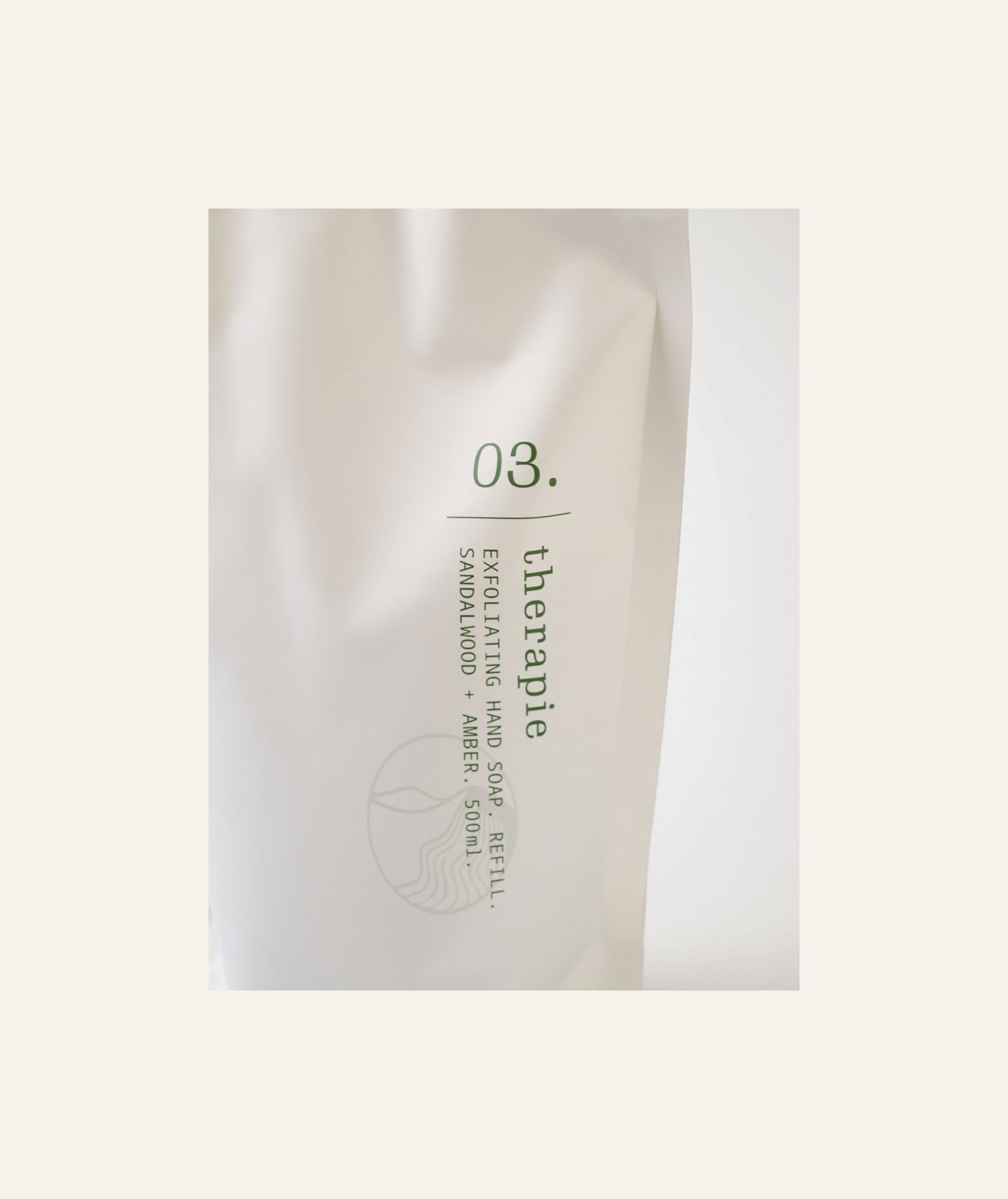 Kuoriva käsisaippua täyttö läpikuultava - 2