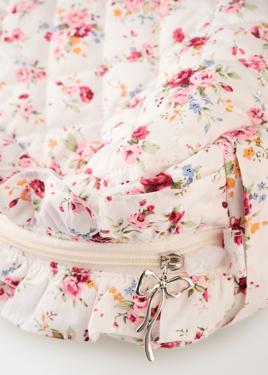 Toilettilaukku valkoinen - 2