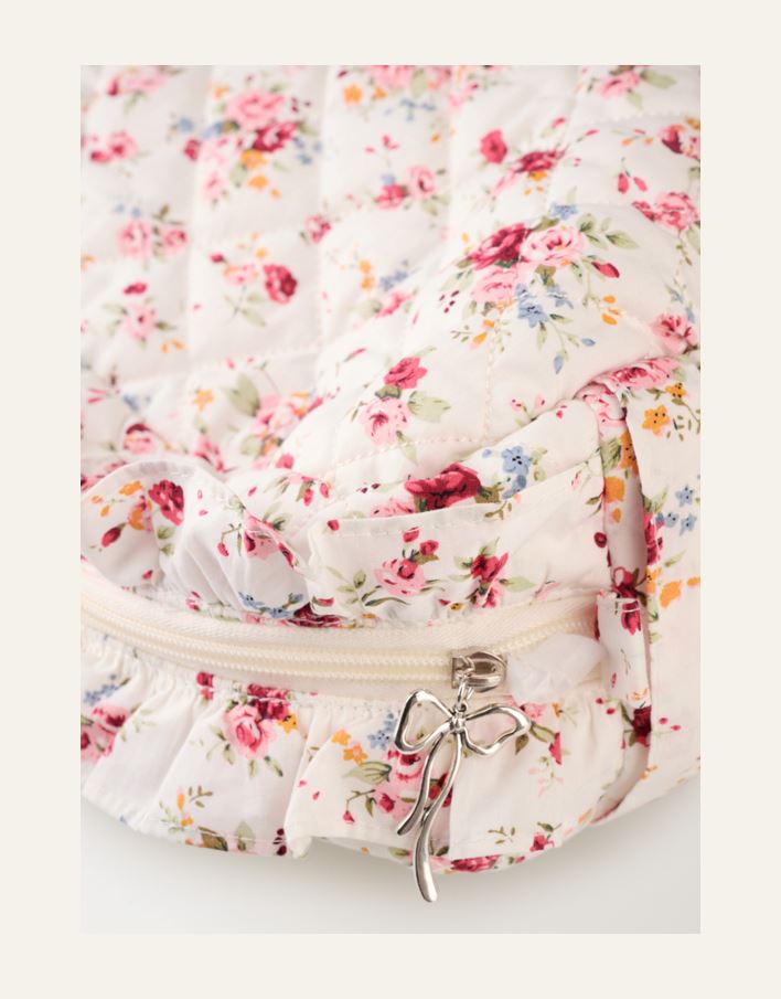 Toilettilaukku valkoinen - 2