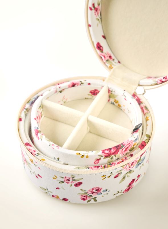 Korurasia vetoketjulla valkoinen - 4