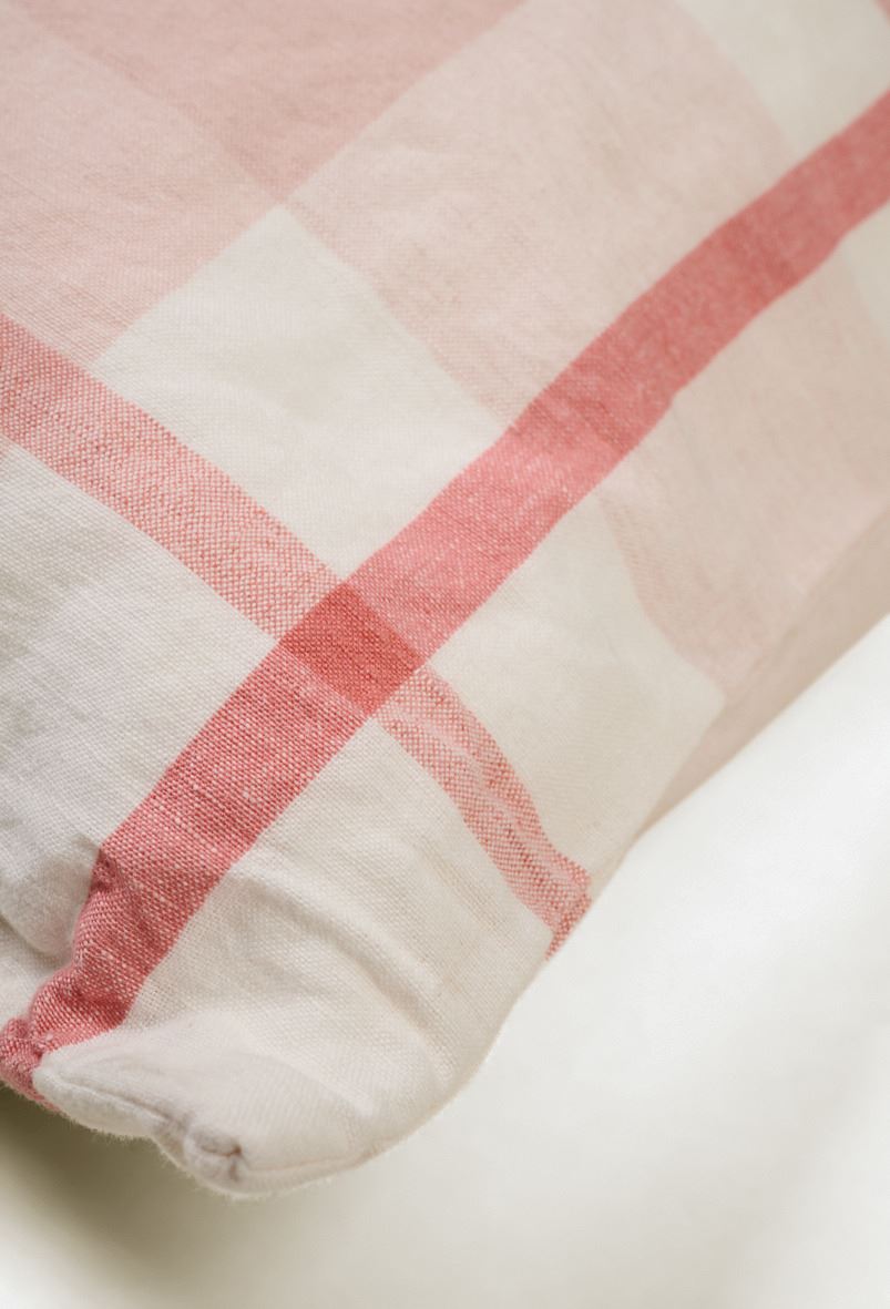 Koristetyynynpäällinen moniväri/roosa - 2