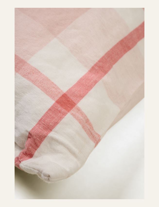 Koristetyynynpäällinen moniväri/roosa - 2