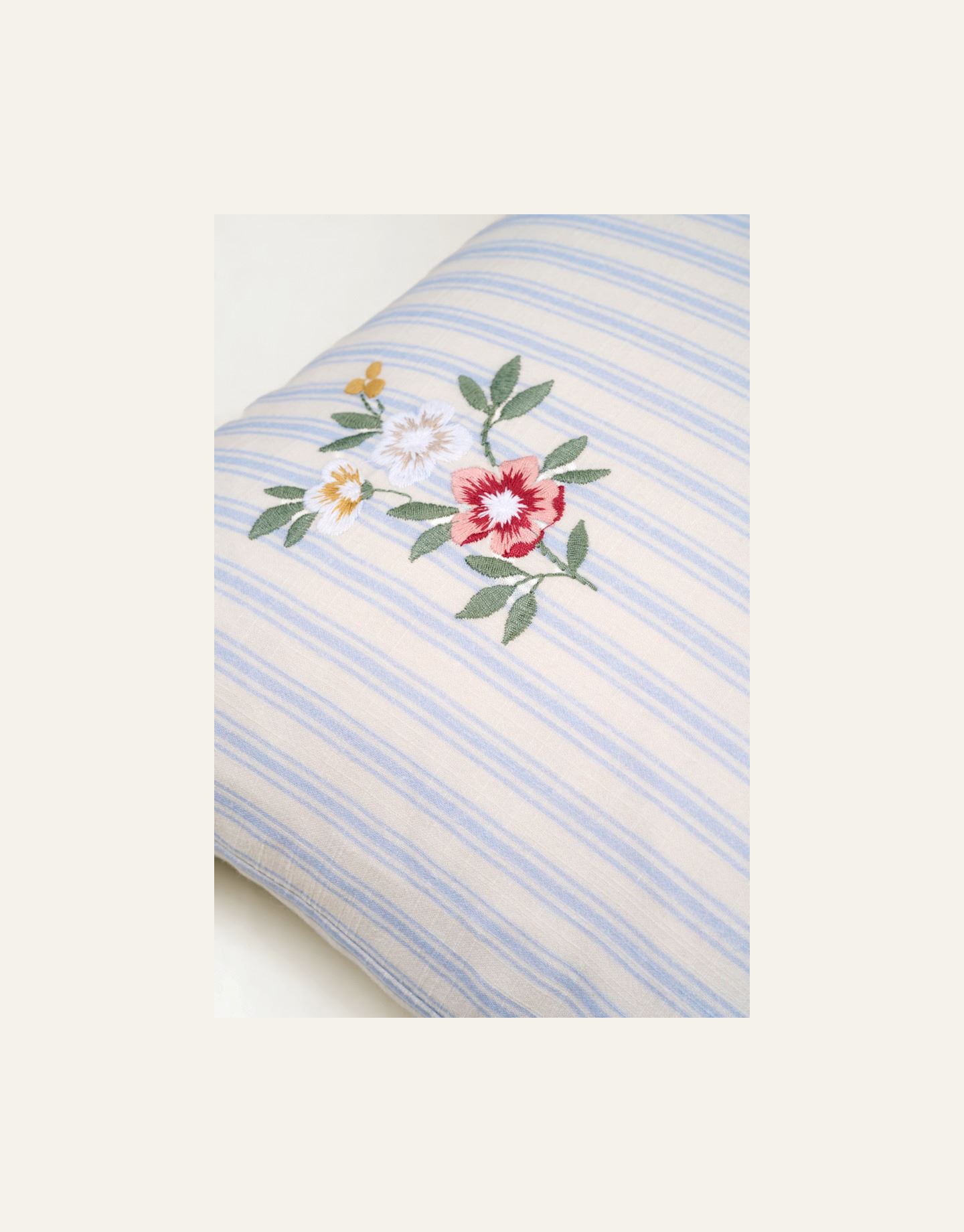 Koristetyynynpäällinen moniväri - 2