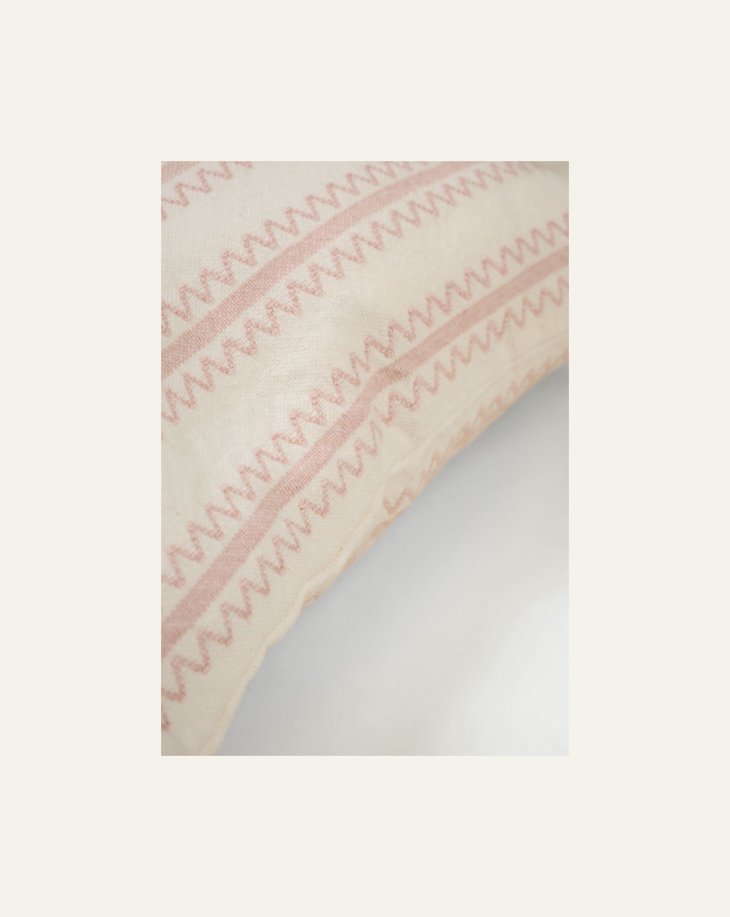 Koristetyynynpäällinen moniväri/roosa - 2