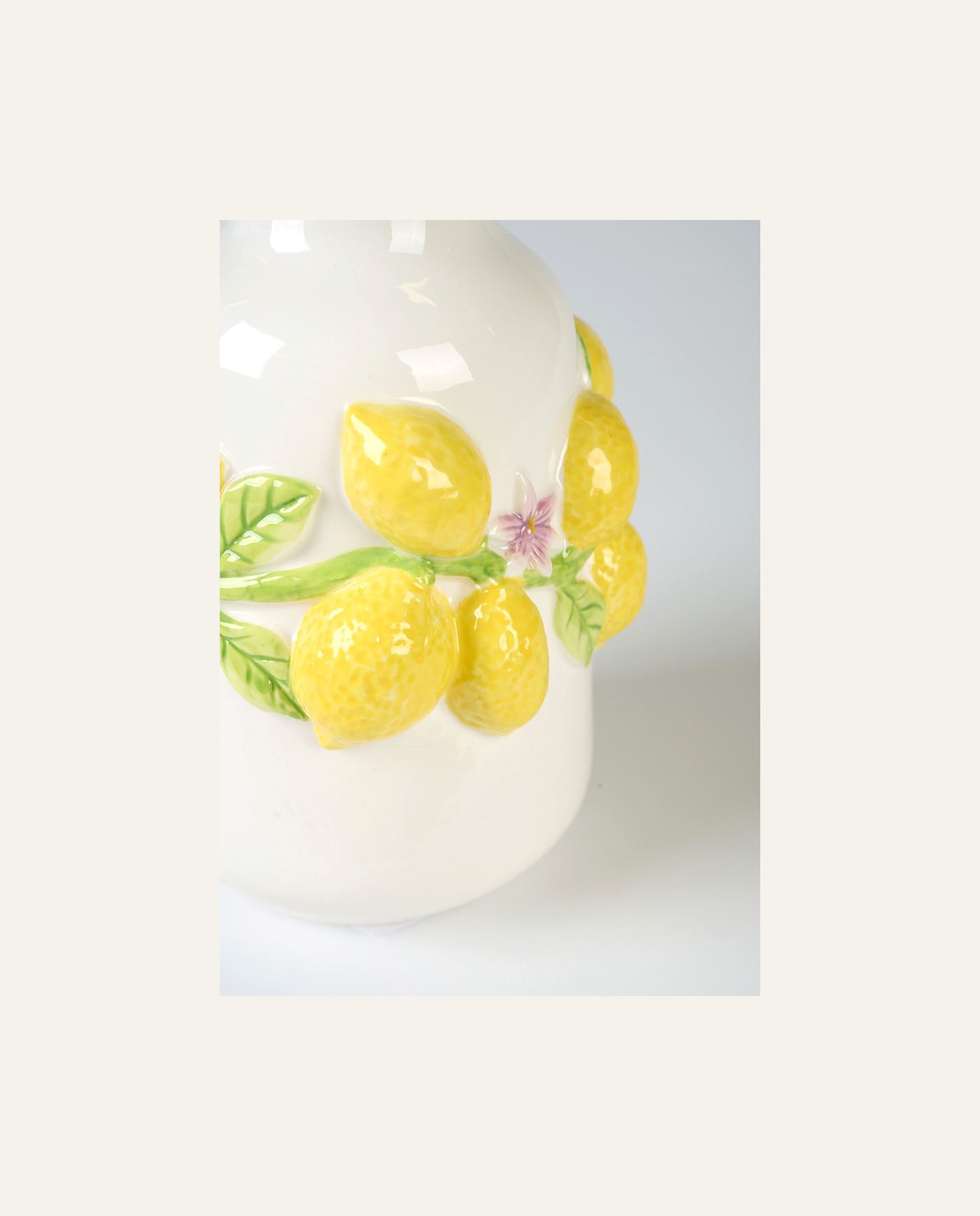 Maljakko valkoinen - 3