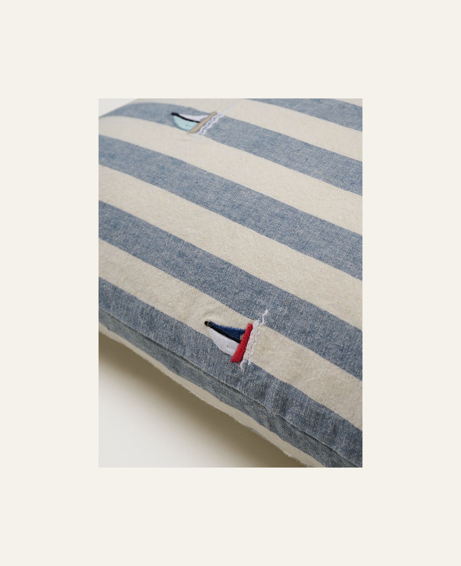 Koristetyynynpäällinen moniväri/sininen - 2