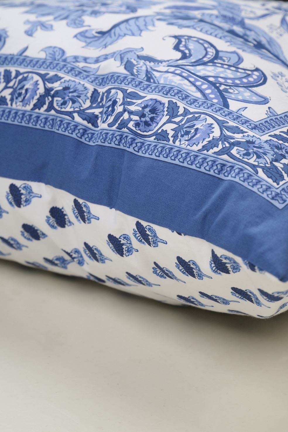 Koristetyyny moniväri/sininen - 2