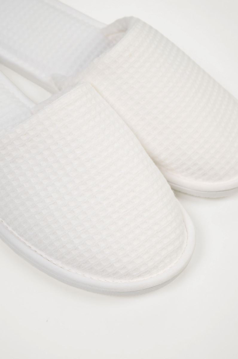 Tossut valkoinen - 2