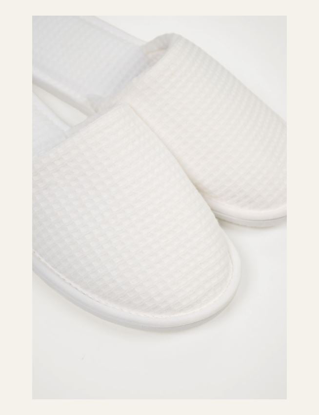 Tossut valkoinen - 2