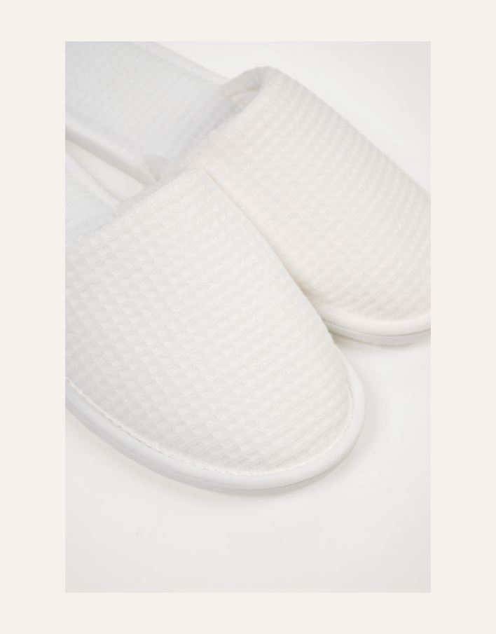 Tossut valkoinen - 2