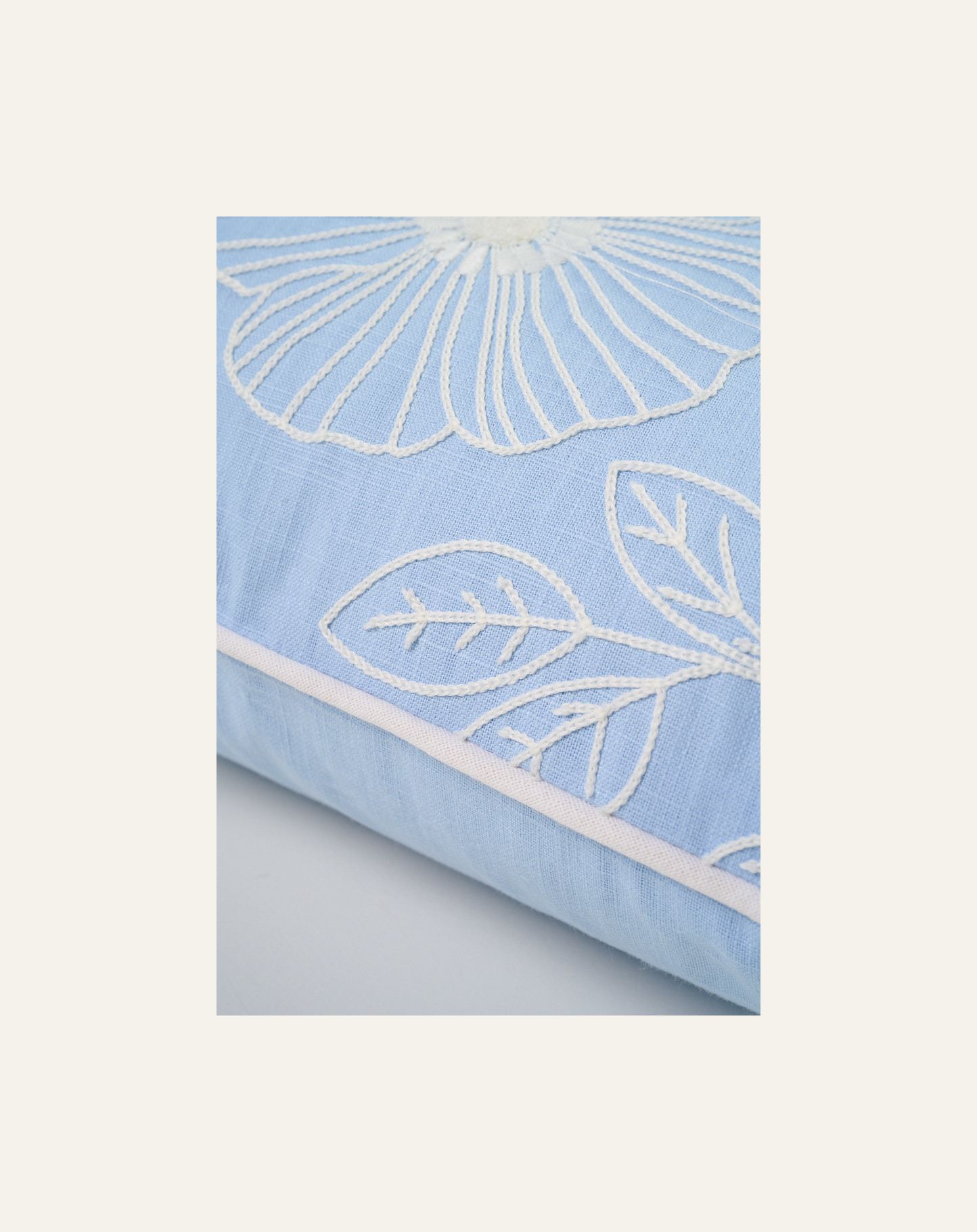 Koristetyyny vaaleansininen - 2