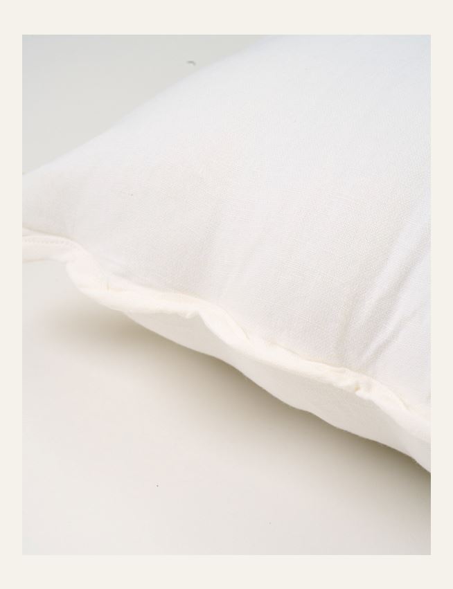 Koristetyyny valkoinen - 2