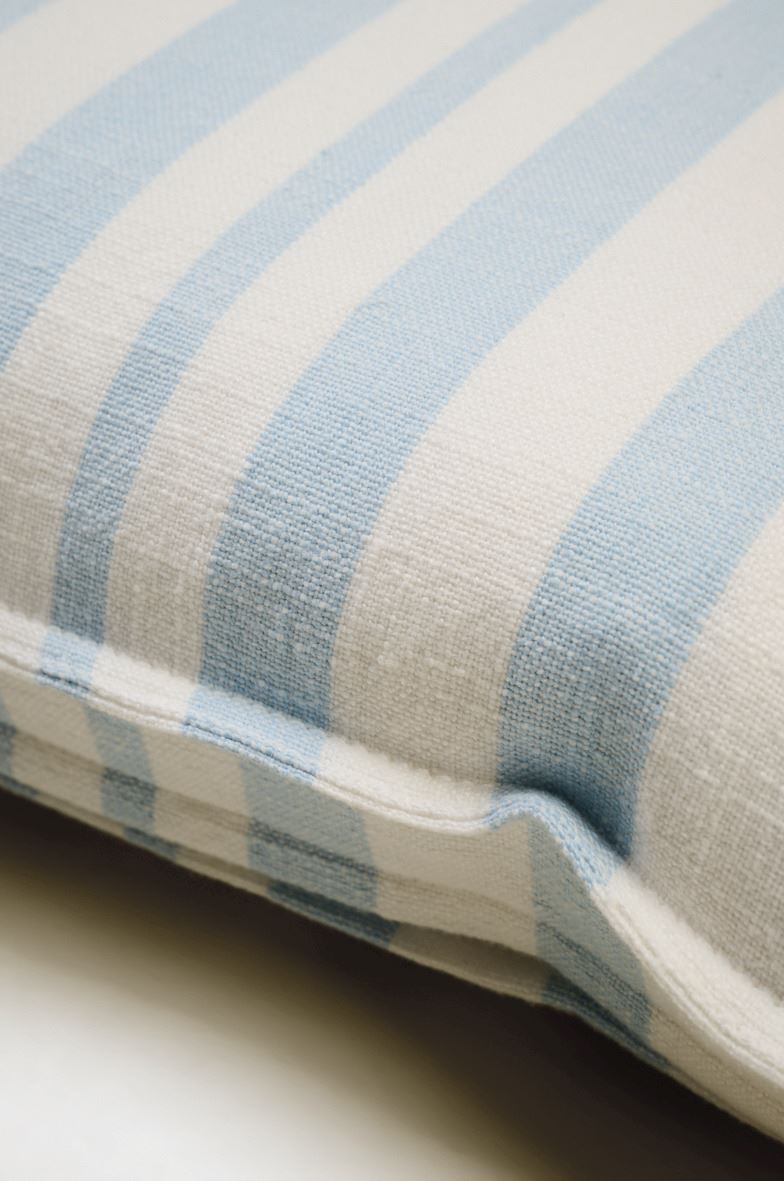 Koristetyyny taivaansininen - 2