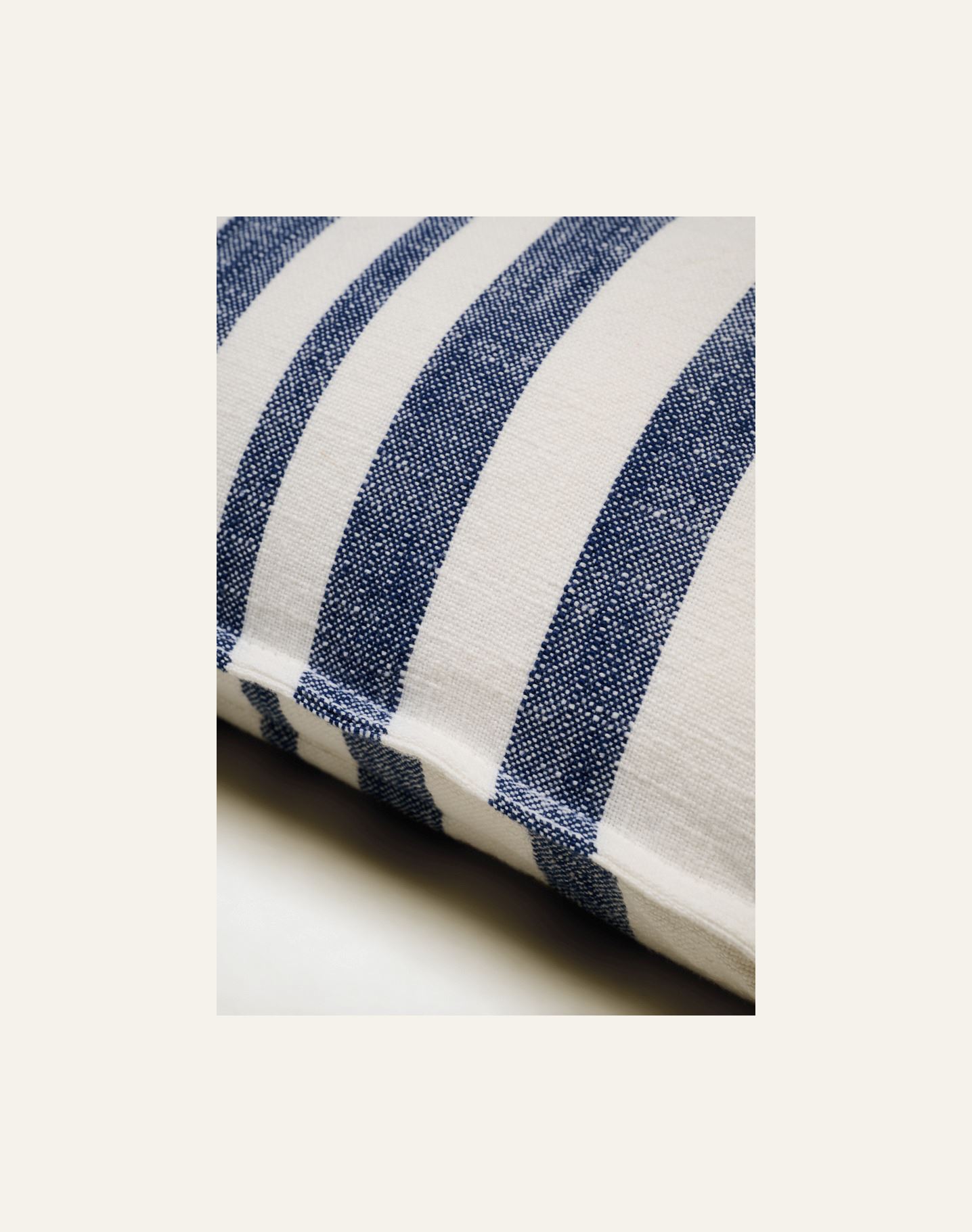 Koristetyyny mariininsininen - 2