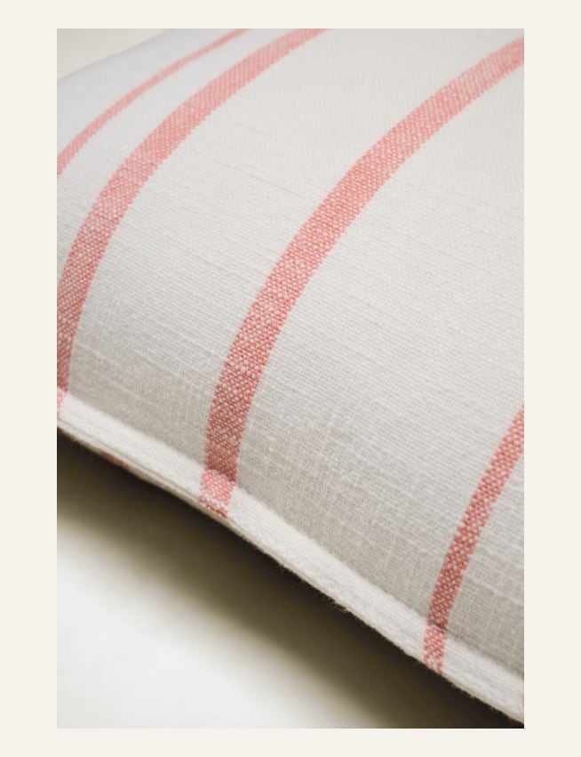 Koristetyyny vaalea koralli - 2