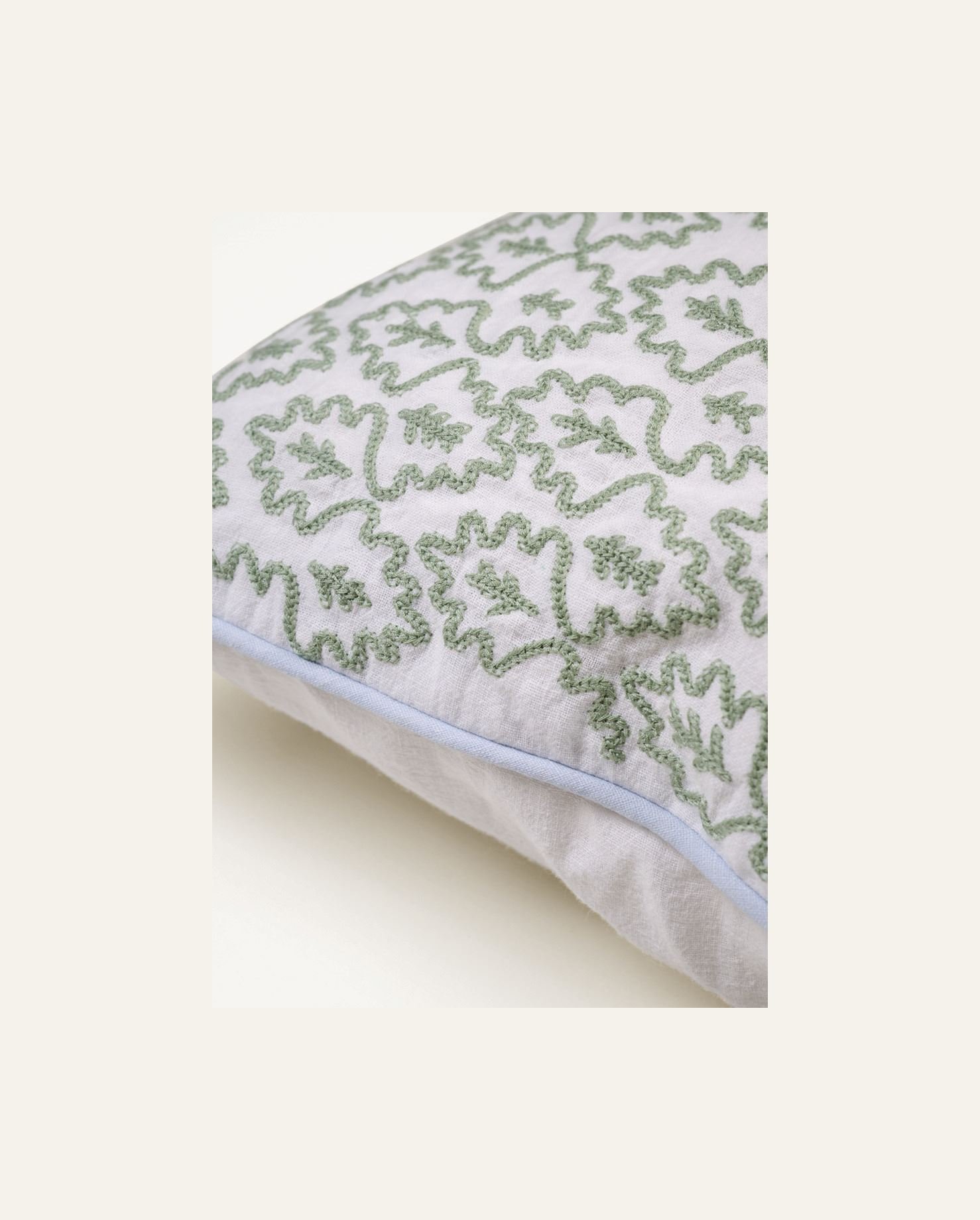 Koristetyynynpäällinen vihreä - 2