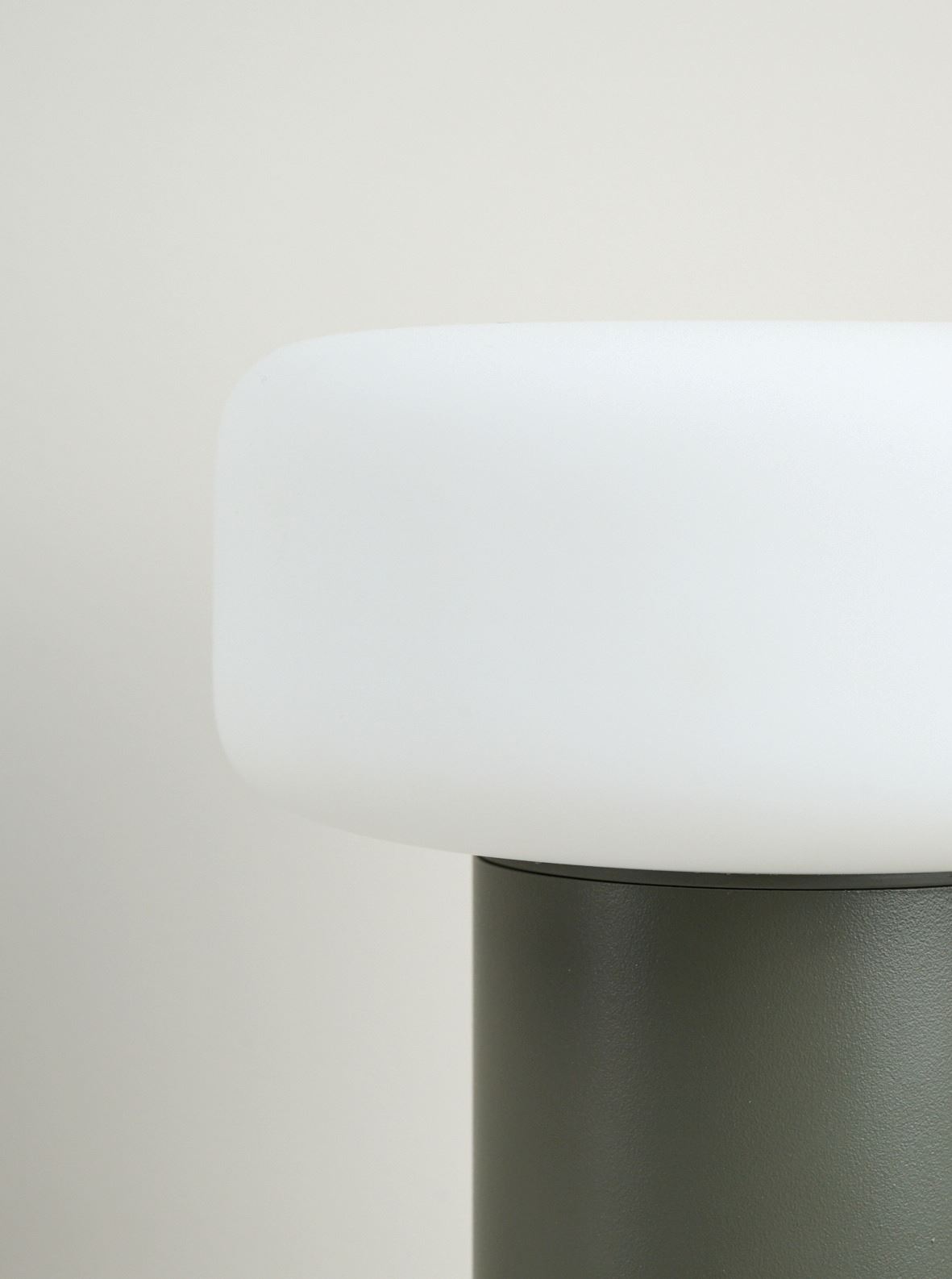 Ladattava pöytävalaisin keskivihreä - 4