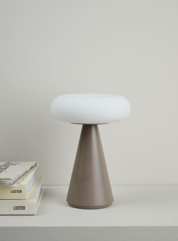 Ladattava pöytävalaisin vaaleanruskea - 2