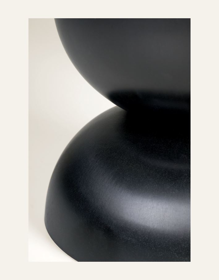 Ulkoruukku musta - 2