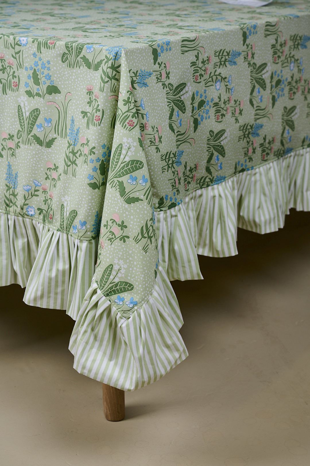 Pöytäliina vihreä - 2