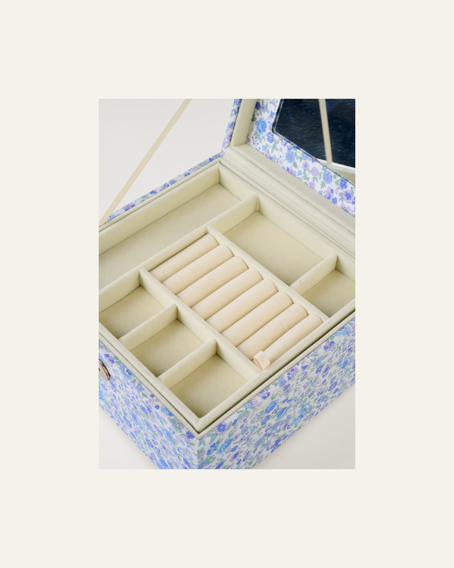 Korurasia sininen - 3