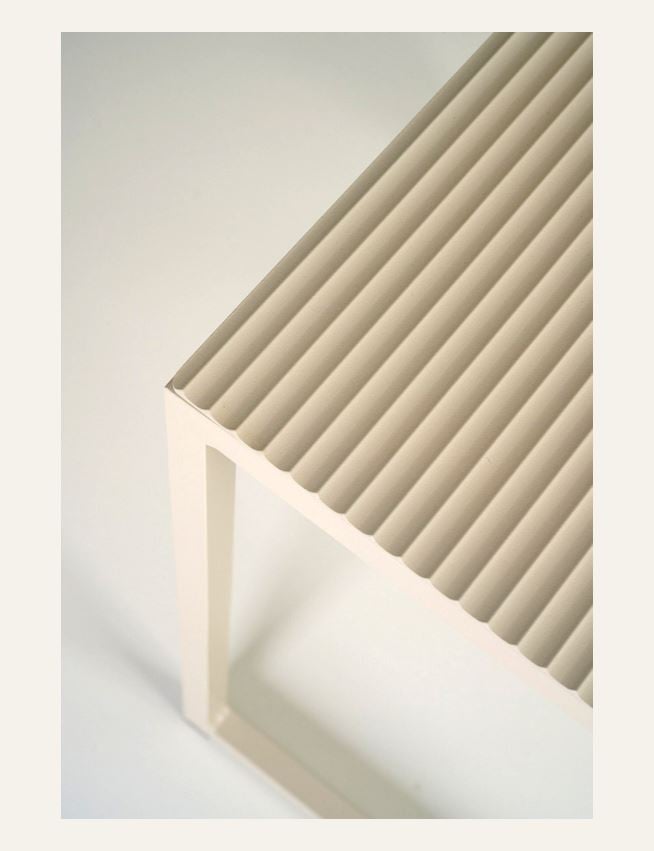 Sivupöytä hiekka - 3