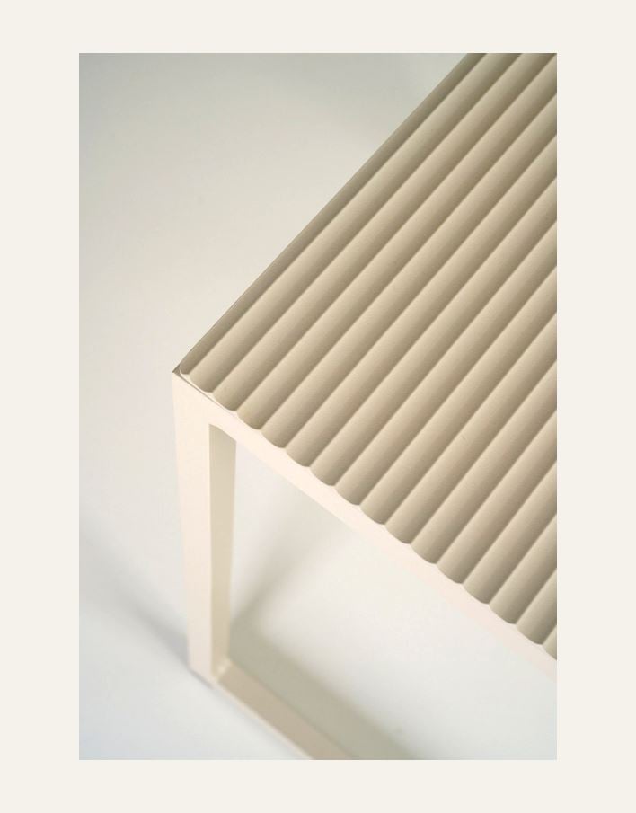 Sivupöytä hiekka - 3