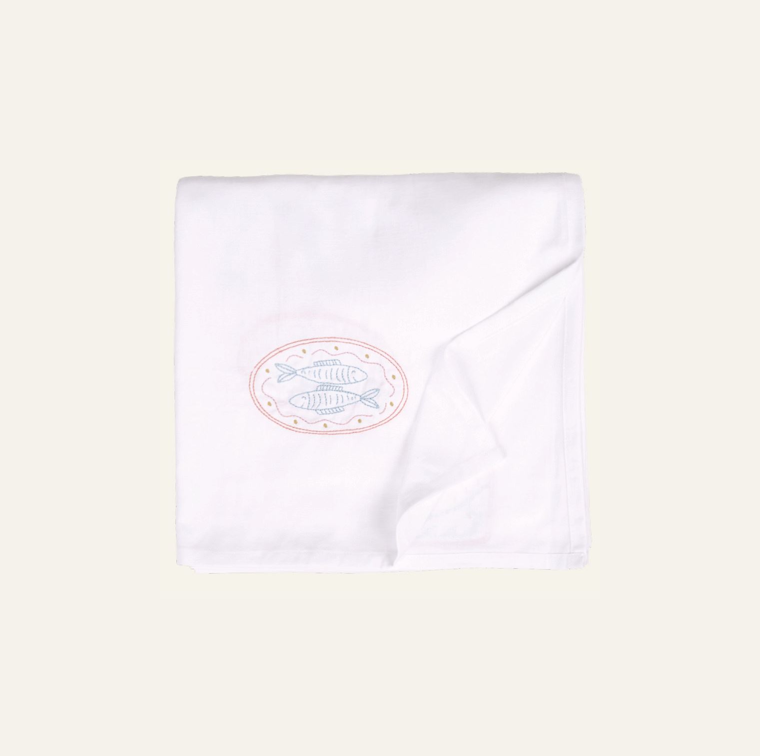 Pöytäliina valkoinen - 2