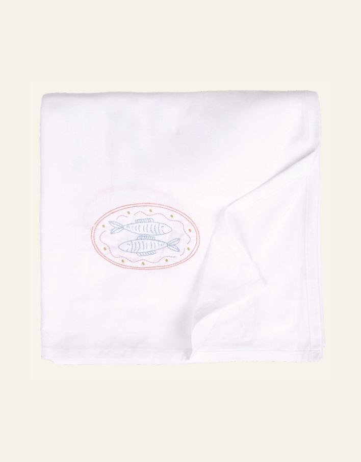 Pöytäliina valkoinen - 2