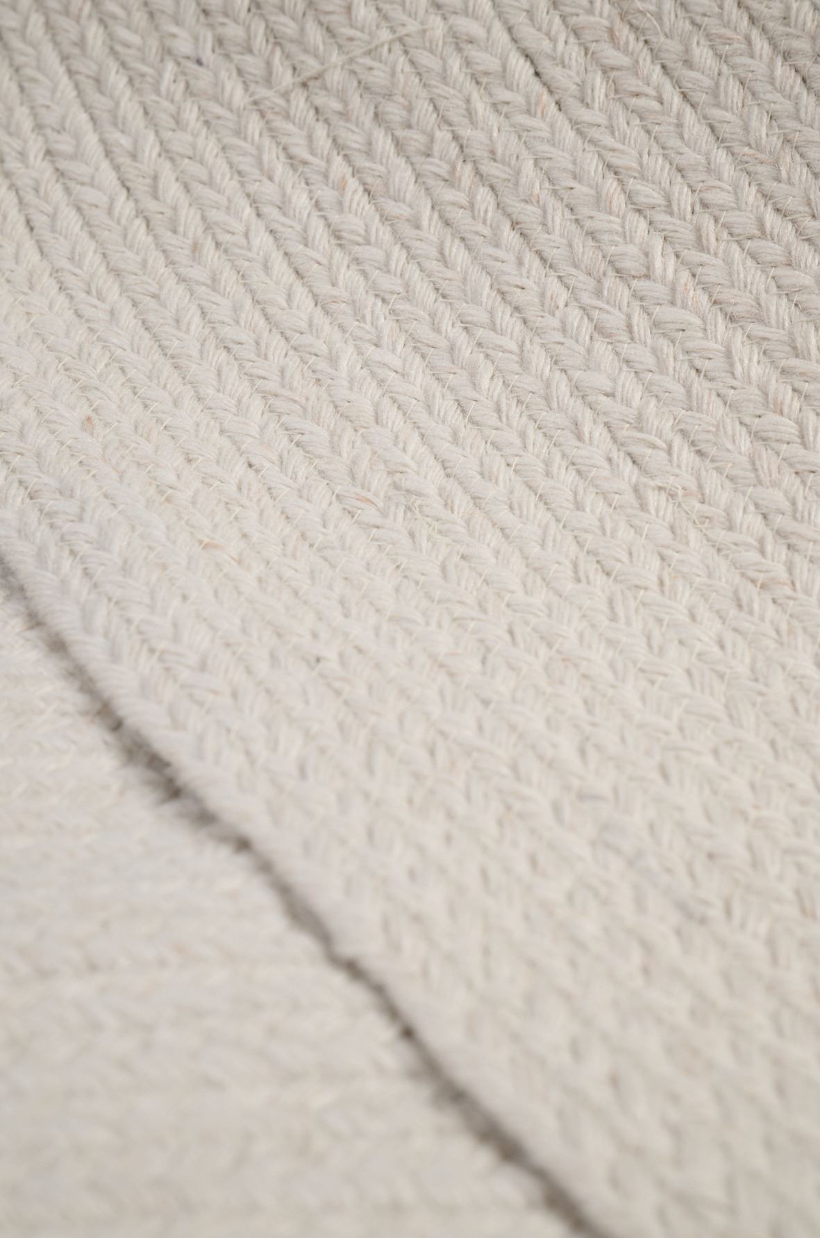 Matto luonnonvalkoinen - 2