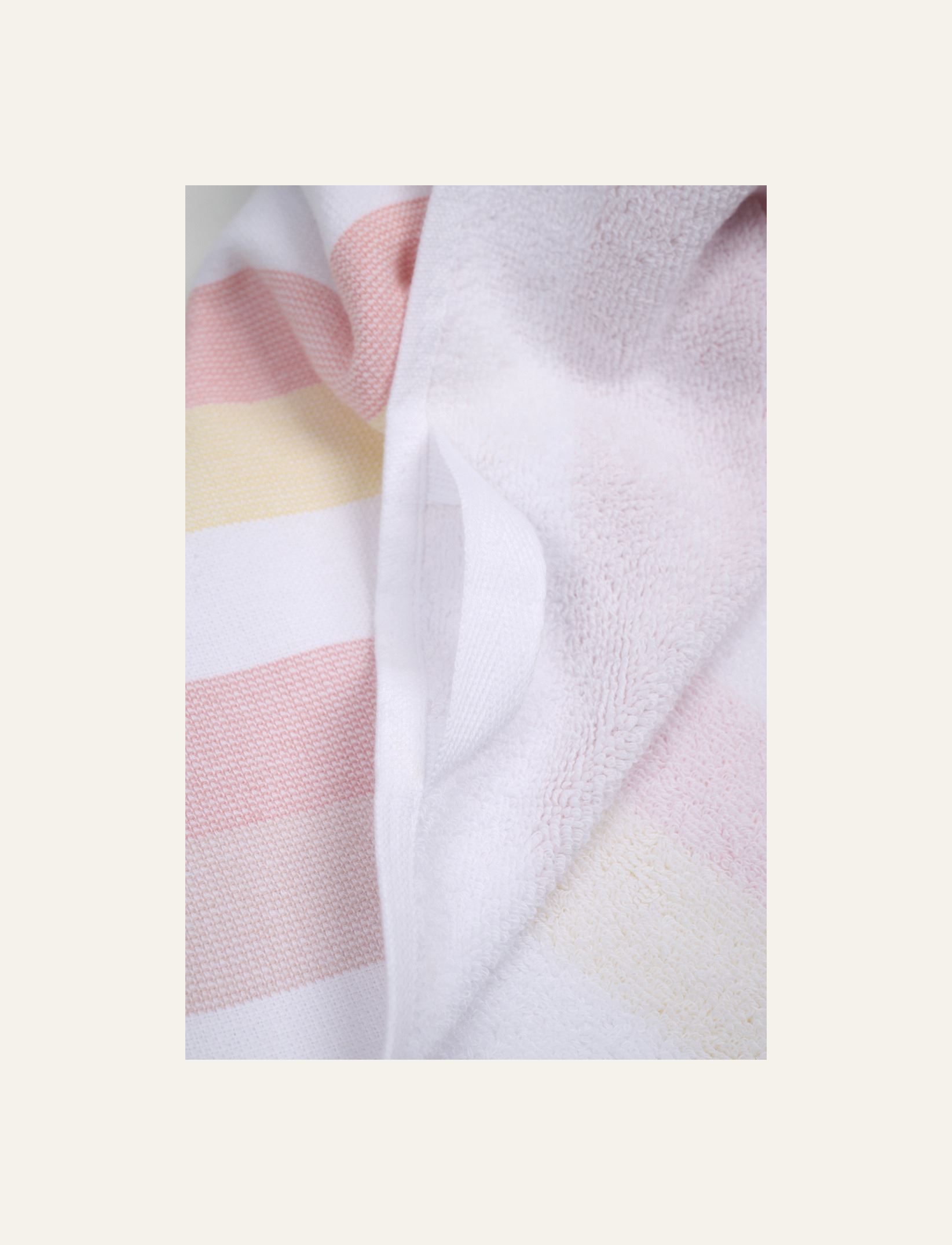 Pyyhe moniväri/roosa - 2