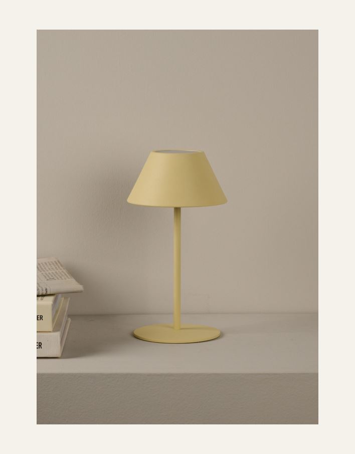 Ladattava pöytävalaisin vaaleankeltainen - 2