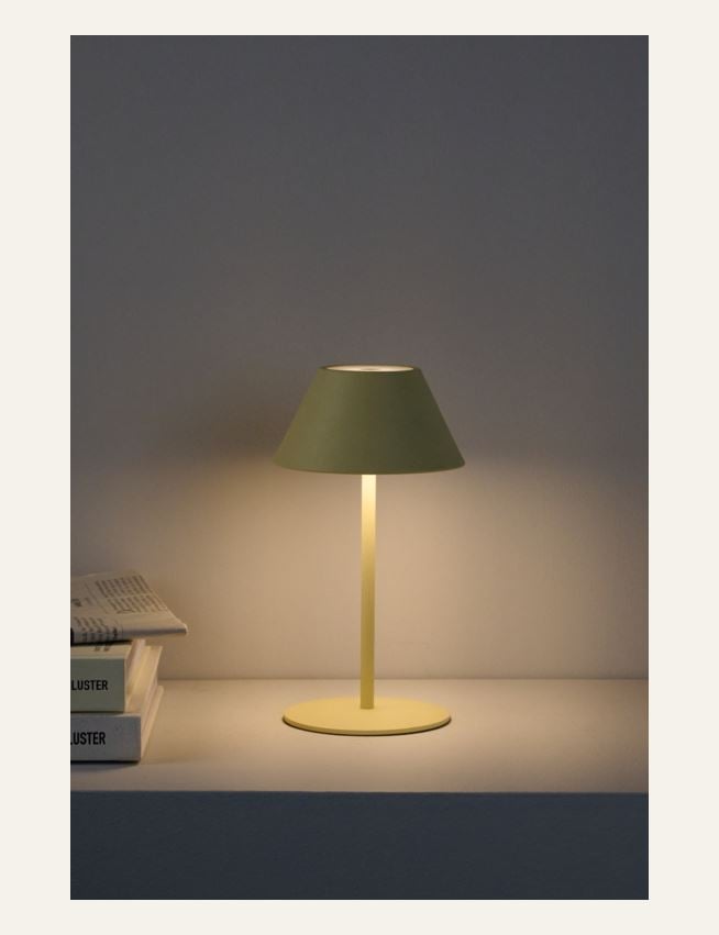 Ladattava pöytävalaisin vaaleankeltainen - 3