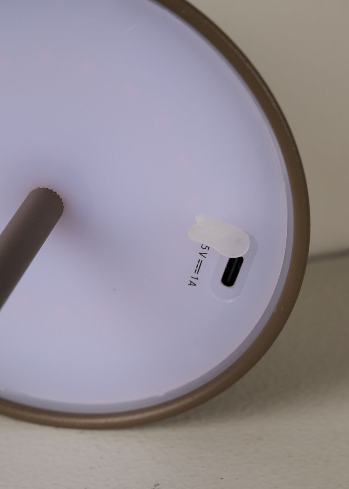 Ladattava pöytävalaisin ruskea - 4