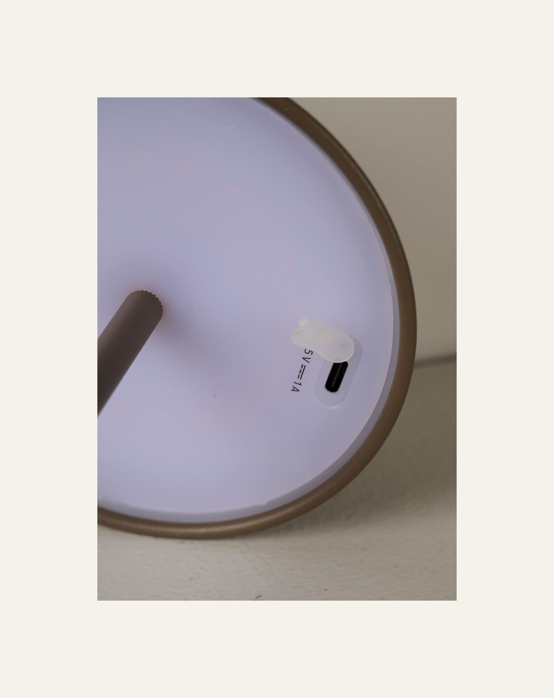 Ladattava pöytävalaisin ruskea - 4