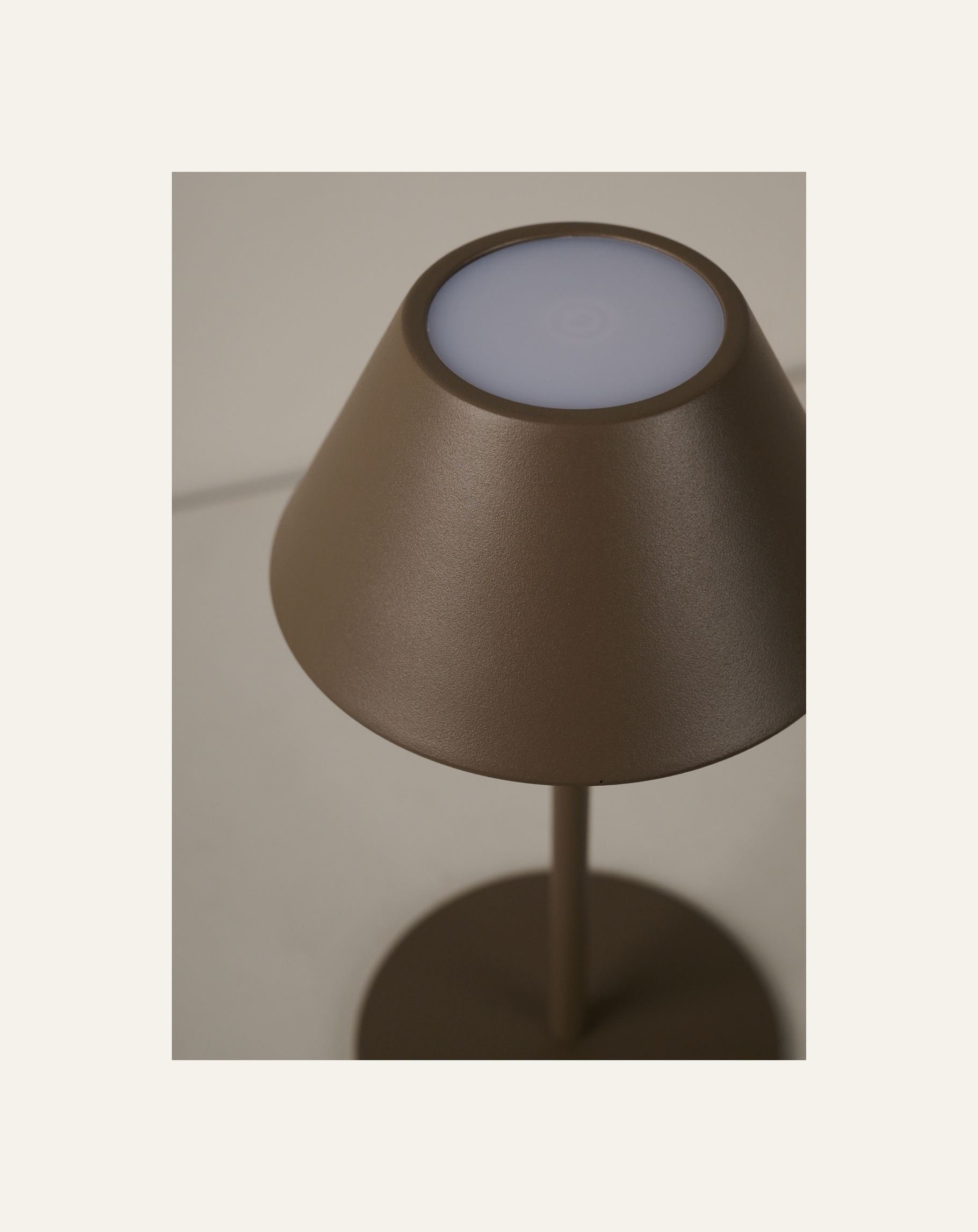 Ladattava pöytävalaisin ruskea - 5