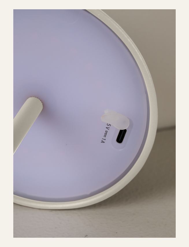 Ladattava pöytävalaisin vaalean beige - 5