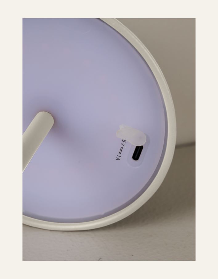 Ladattava pöytävalaisin vaalean beige - 5