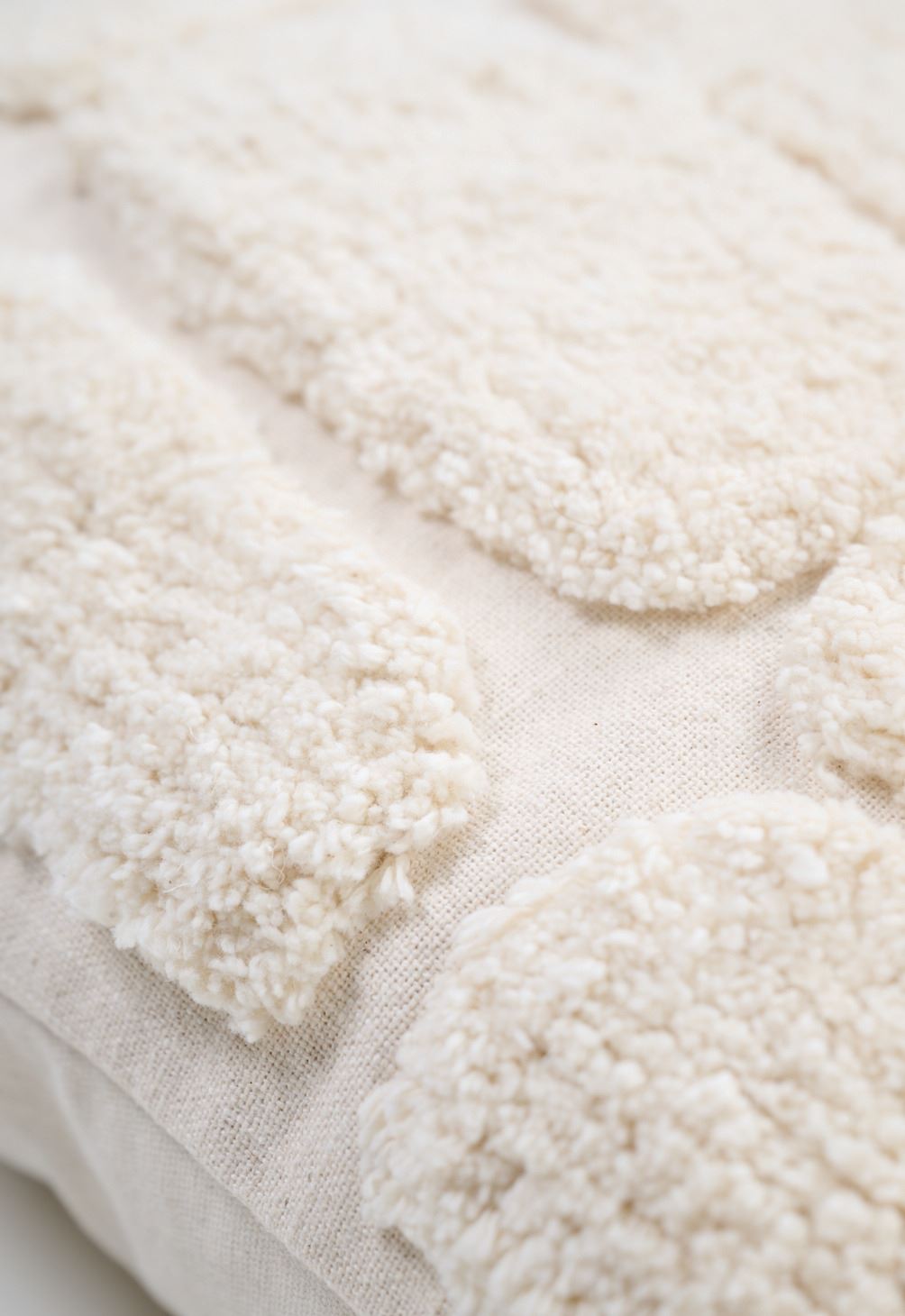Koristetyynynpäällinen luonnonvalkoinen - 2