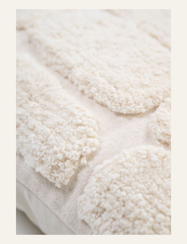 Koristetyynynpäällinen luonnonvalkoinen - 2