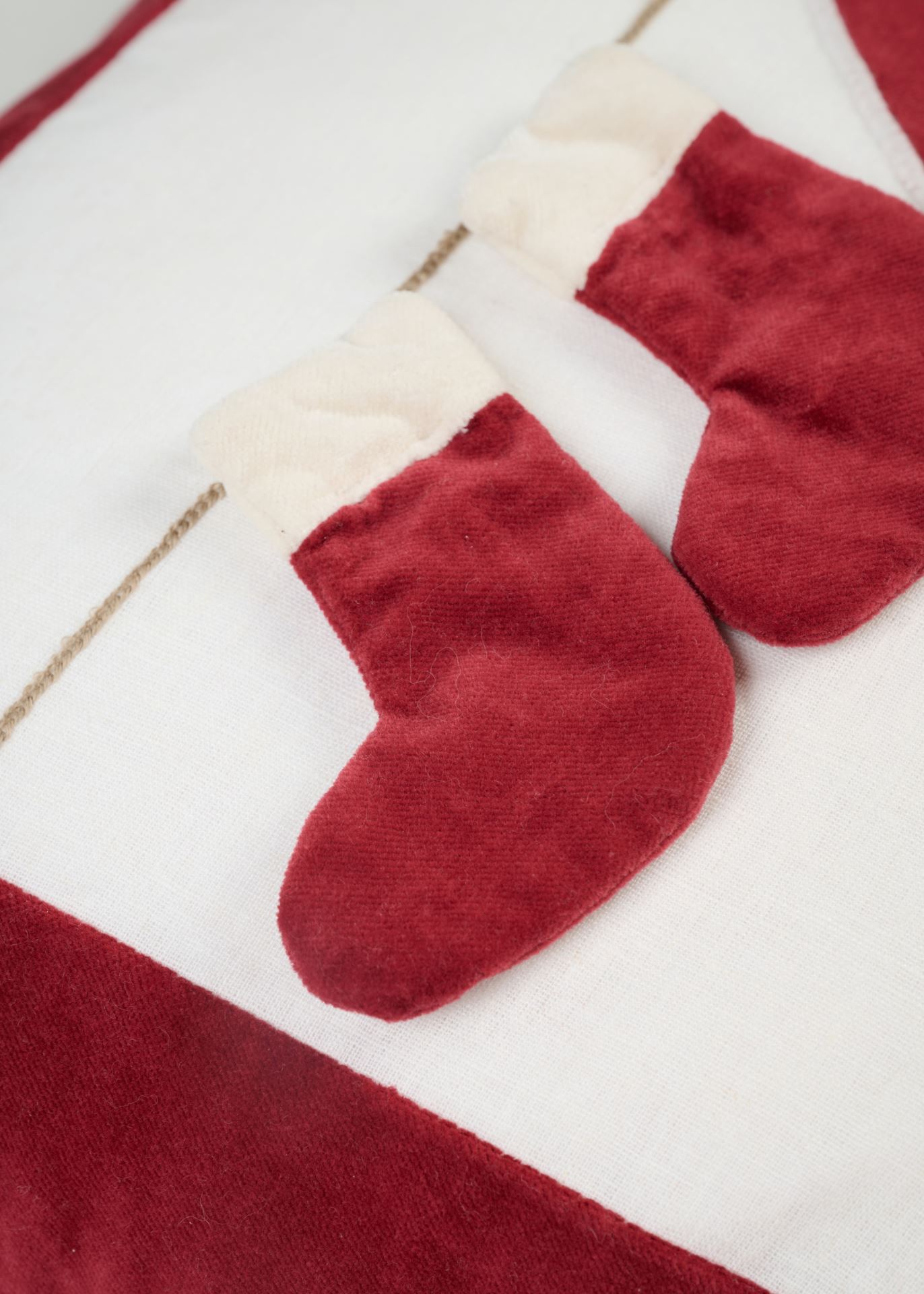 Koristetyynynpäällinen punainen - 2