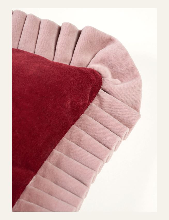 Koristetyynynpäällinen punainen - 2