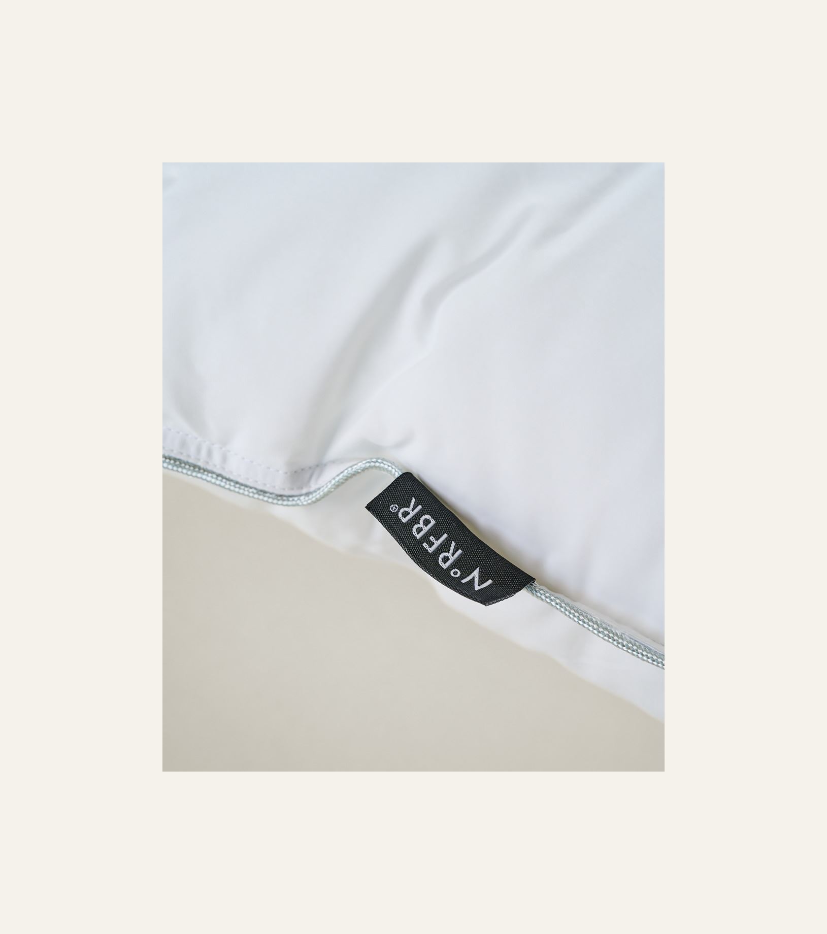 Kuitutyyny valkoinen - 3